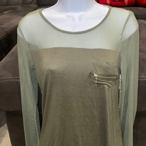 Glitz long sleeve top - Picture 2 of 5